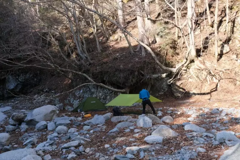 沢登りの魅力 渓谷沿いの野営