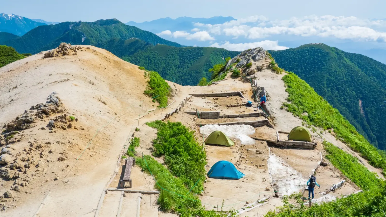 【2026年】登山におすすめのアクティブインサレーションタイツ厳選6選