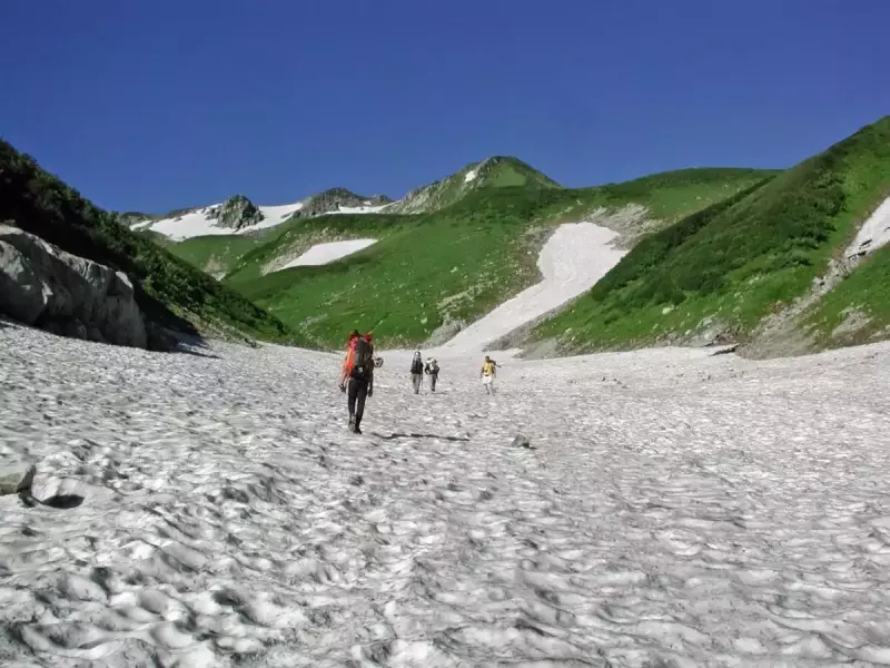 軽アイゼン おすすめ 剣沢雪渓