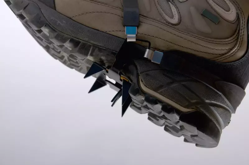 【軽アイゼンおすすめ5選】登山で活躍するモデルを厳選してご紹介|アイゼン・チェーンスパイク|雪山装備|登山ギア|山のモノ|登山・トレラン・山スキーマガジン「山旅旅」