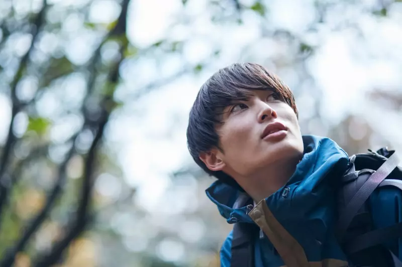 【2024年版】万能登山ウェア「ソフトシェル」はジャケットだけじゃない!おすすめパンツやプルオーバーも紹介!|ソフトシェル|登山ウェア|山のモノ|登山・トレラン・山スキーマガジン「山旅旅」