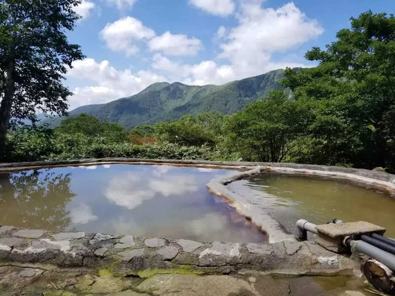 【登山×温泉】で至福の時間を過ごそう!山と湯の両方を楽しむ山旅27選|登山レポート|レポート|山のコト|登山・トレラン・山スキーマガジン「山旅旅」