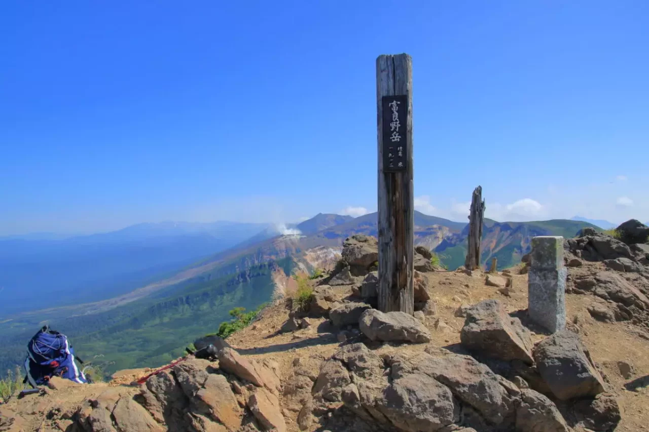 十勝連峰富良野岳の景色