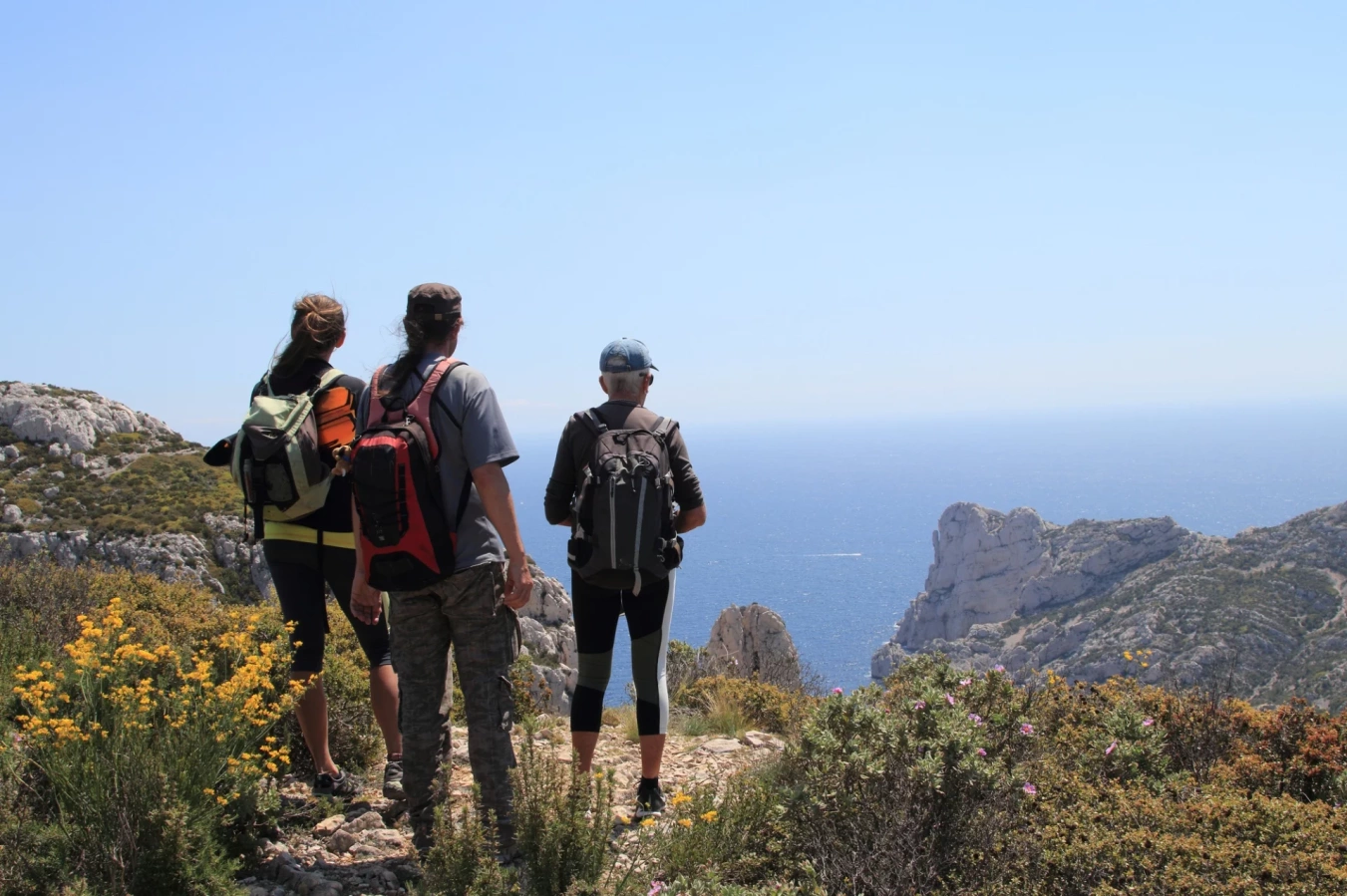 おしゃれで機能性が高い服装が楽しめる登山ブランド24選!人気アイテムとあわせて徹底紹介