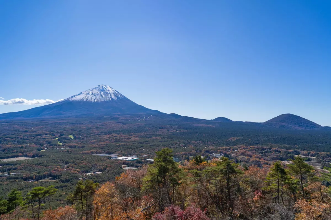 富士山に最も近い山−足和田山の難易度別登山ルート・魅力と特徴を紹介