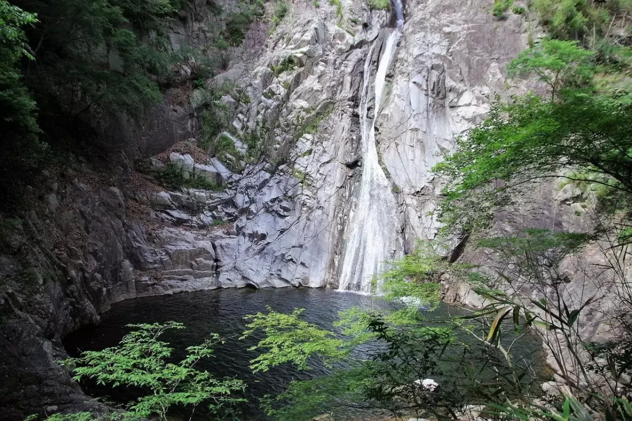 六甲は「渓(たに)」が良い