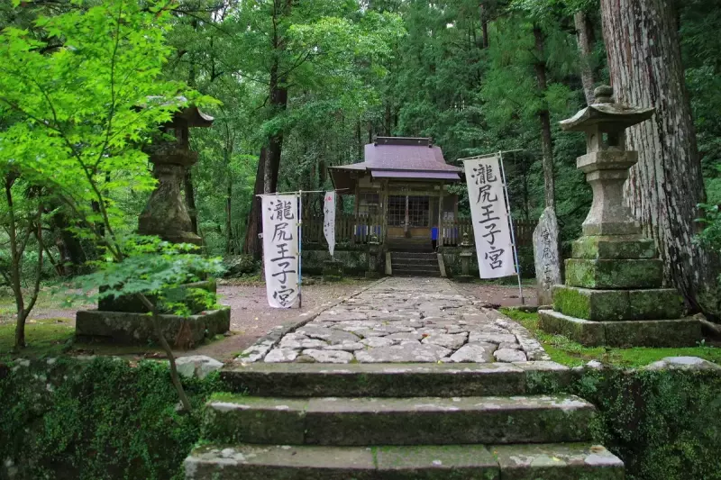 熊野古道の滝尻王子