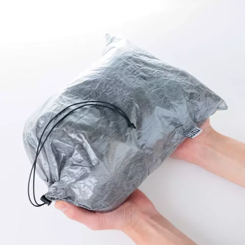 レビュー】ダイニーマ製スタッフバッグ-軽量・耐水・耐久と三 レビュー】ダイニーマ製スタッフバッグ-軽量・耐水・耐久と三