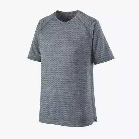 レビュー】速乾性と通気性に優れたTシャツ−パタゴニア『リッジ レビュー】速乾性と通気性に優れたTシャツ−パタゴニア『リッジ
