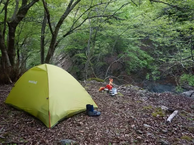 mont-bell U.L.ドームシェルター-積極的に使いたいテントの様な mont-bell U.L.ドームシェルター-積極的に使いたいテントの様な