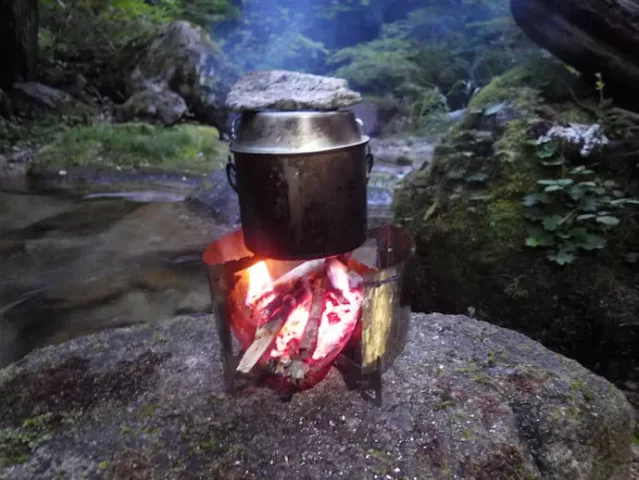 山ごはんの便利道具RSR ネイチャーストーブ|ストーブ・燃料|調理器具 山ごはんの便利道具RSR ネイチャーストーブ|ストーブ・燃料|調理器具